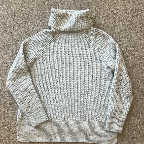 Madewell Donegal Mercer Gray Turtleneck Sweater size large - Picture 4 of 4